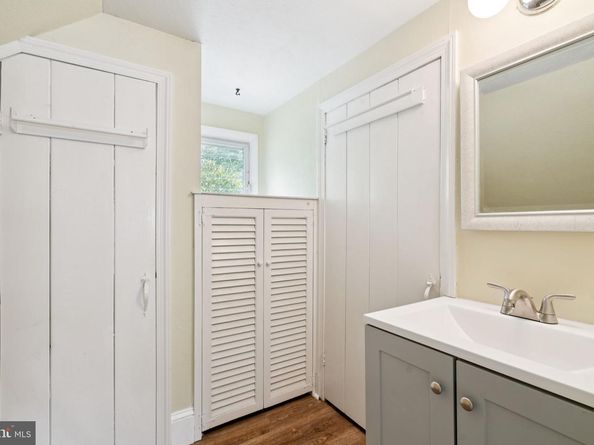 123 Waverly Road, Wyncote PA 19095