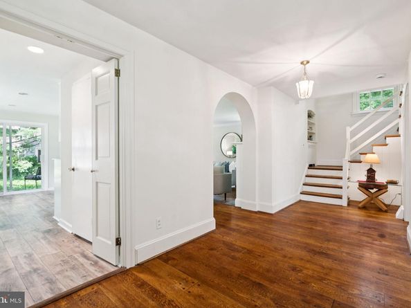 123 Waverly Road, Wyncote PA 19095