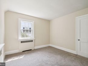 123 Waverly Road, Wyncote PA 19095