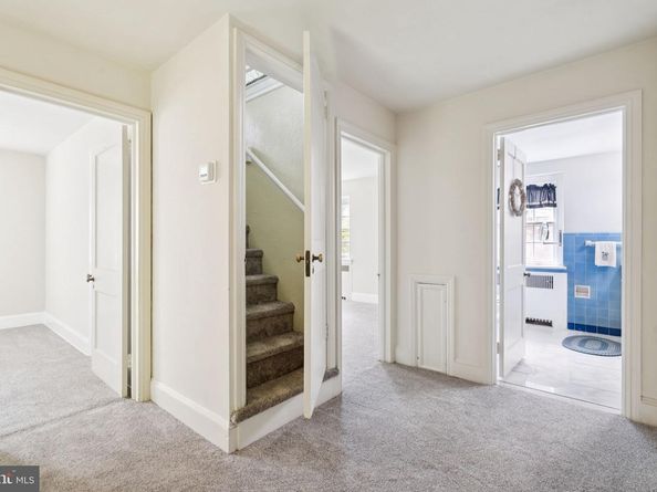 123 Waverly Road, Wyncote PA 19095