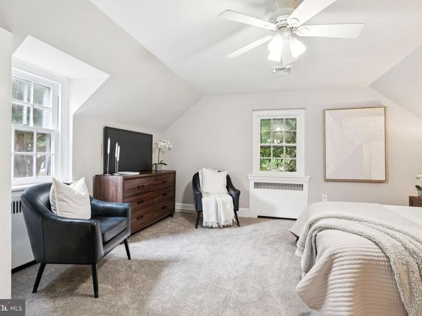 123 Waverly Road, Wyncote PA 19095