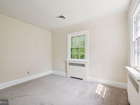 123 Waverly Road, Wyncote PA 19095