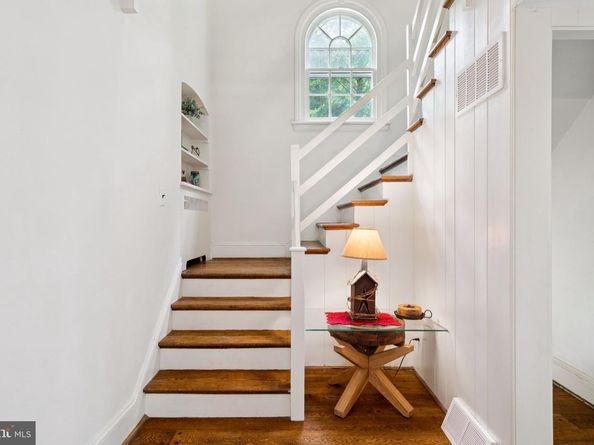 123 Waverly Road, Wyncote PA 19095