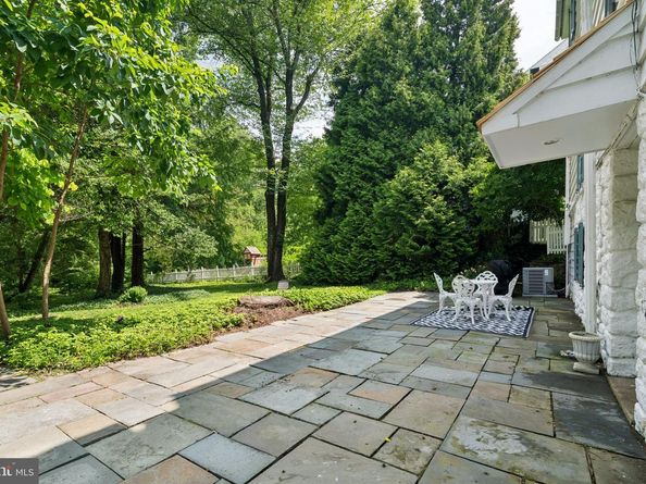123 Waverly Road, Wyncote PA 19095