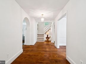 123 Waverly Road, Wyncote PA 19095