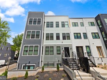 1638 K Street NE