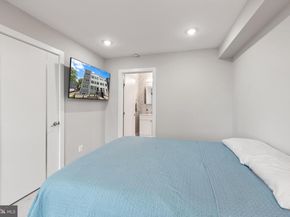 1638 K Street NE 101, Washington DC 20002