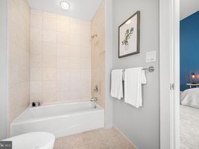 23 S 23rd 7D, Philadelphia PA 19103