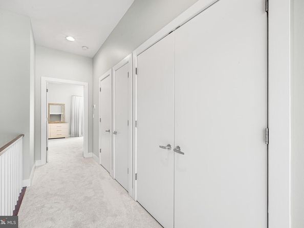 23 S 23rd 7D, Philadelphia PA 19103