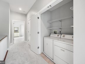 23 S 23rd 7D, Philadelphia PA 19103