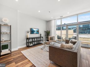 23 S 23rd 7D, Philadelphia PA 19103