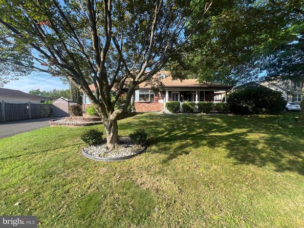 1155 Regina Avenue, Bensalem PA 19020