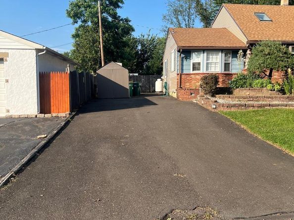 1155 Regina Avenue, Bensalem PA 19020