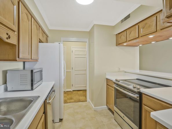 3800 Fairfax Drive 1411, Arlington VA 22203