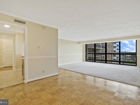 3800 Fairfax Drive 1411, Arlington VA 22203