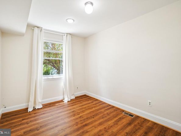 1729 Gales Place NE, Washington DC 20002