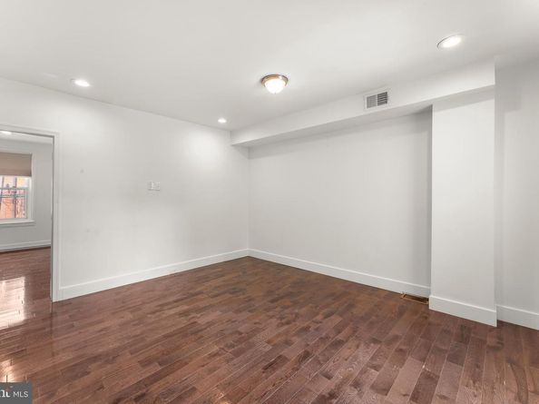 1529 N Lawrence Street, Philadelphia PA 19122