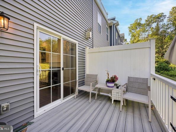 300 Rock Run Circle, Broomall PA 19008