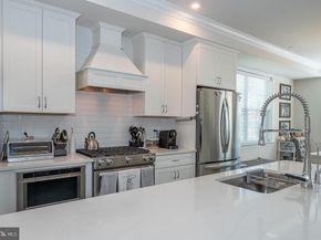 300 Rock Run Circle, Broomall PA 19008