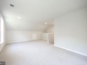 300 Rock Run Circle, Broomall PA 19008