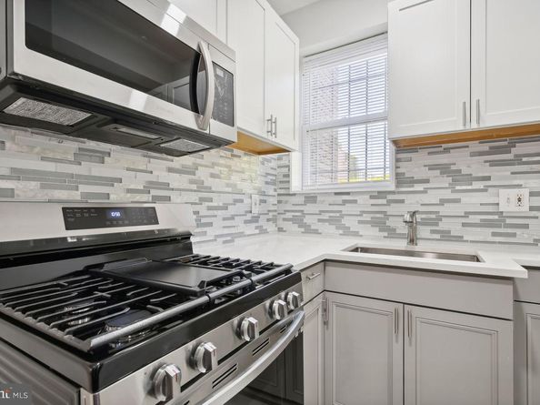 1110 3rd Street NE, Washington DC 20002