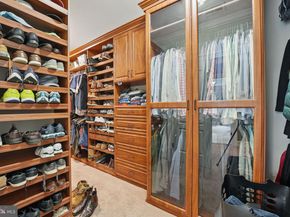 2555 Vale Ridge Court, Oakton VA 22124