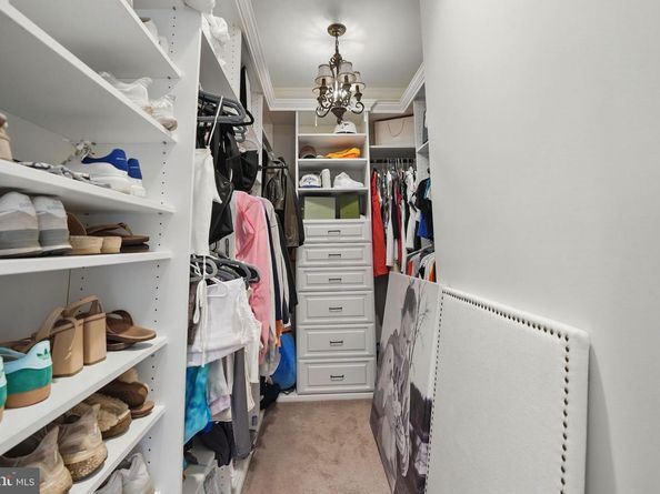 2555 Vale Ridge Court, Oakton VA 22124