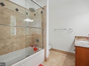 2555 Vale Ridge Court, Oakton VA 22124