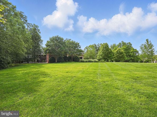2555 Vale Ridge Court, Oakton VA 22124