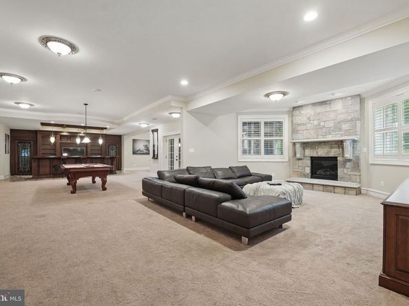 2555 Vale Ridge Court, Oakton VA 22124