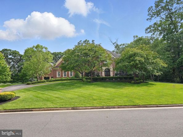2555 Vale Ridge Court, Oakton VA 22124