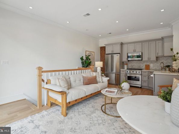 408 M Street NW 4, Washington DC 20001