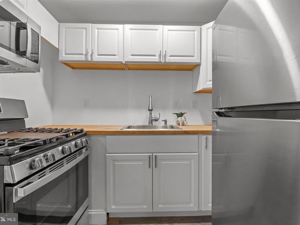 274 Greenough Street, Philadelphia PA 19127