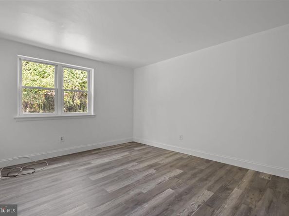 274 Greenough Street, Philadelphia PA 19127