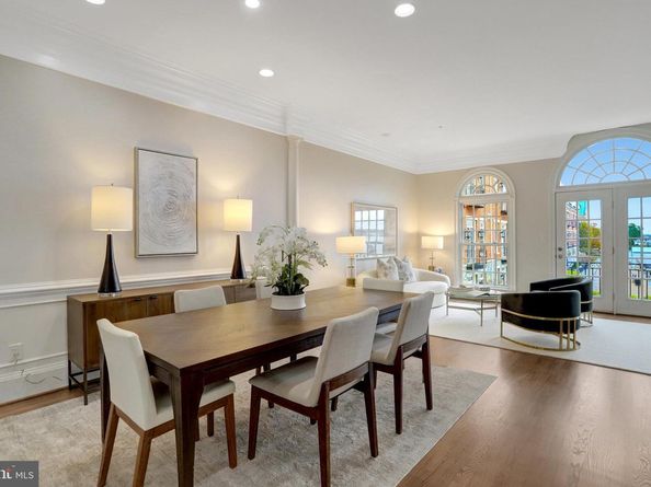 17 Wharf Street, Alexandria VA 22314