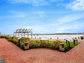 17 Wharf Street, Alexandria VA 22314