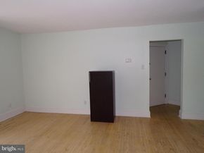 20 E Penn Street 6, Philadelphia PA 19144