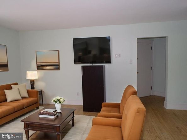 20 E Penn Street 6, Philadelphia PA 19144