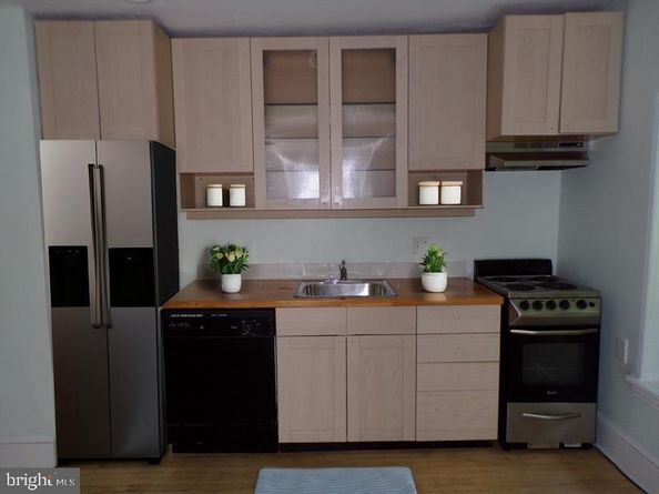 20 E Penn Street 6, Philadelphia PA 19144