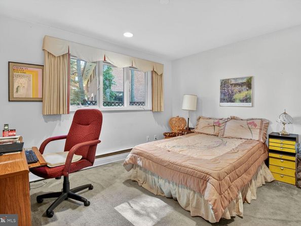 3200 Pauline Drive, Chevy Chase MD 20815