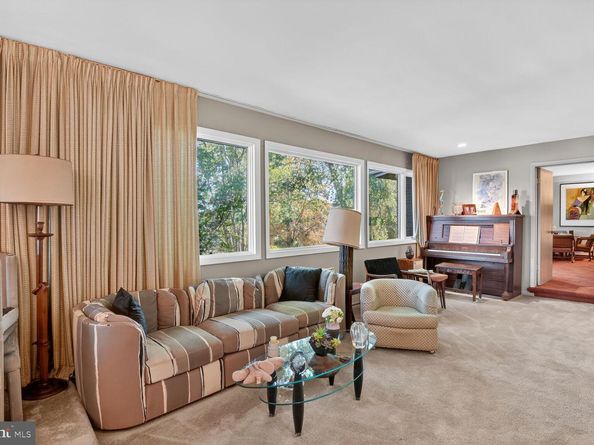 3200 Pauline Drive, Chevy Chase MD 20815