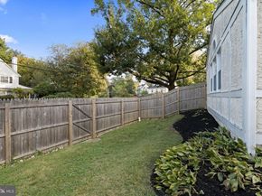 69 W Lodges Lane, Bala Cynwyd PA 19004