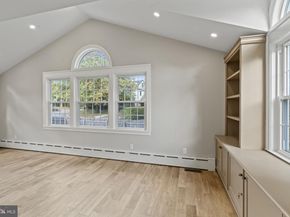 69 W Lodges Lane, Bala Cynwyd PA 19004