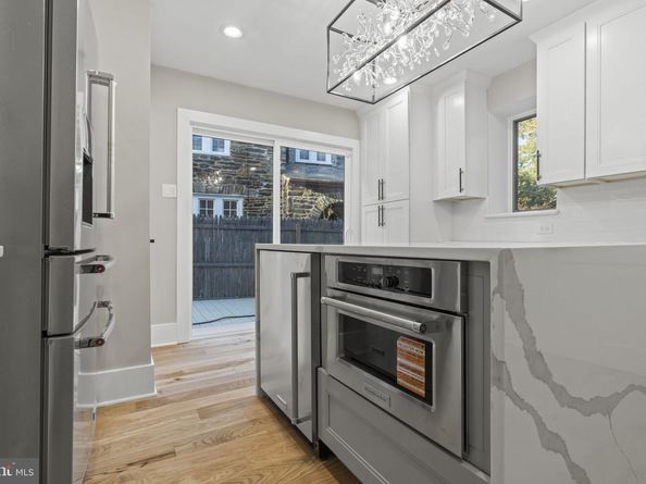 69 W Lodges Lane, Bala Cynwyd PA 19004