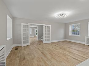 69 W Lodges Lane, Bala Cynwyd PA 19004