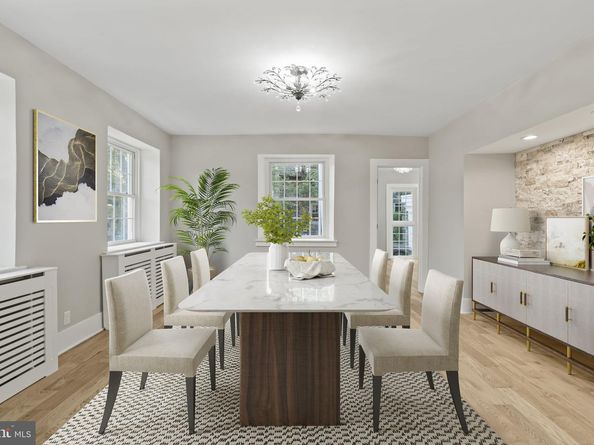 69 W Lodges Lane, Bala Cynwyd PA 19004
