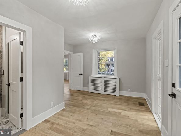 69 W Lodges Lane, Bala Cynwyd PA 19004