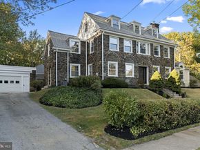 69 W Lodges Lane, Bala Cynwyd PA 19004