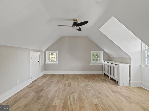 69 W Lodges Lane, Bala Cynwyd PA 19004