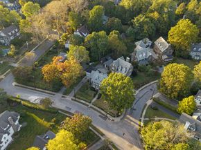 69 W Lodges Lane, Bala Cynwyd PA 19004